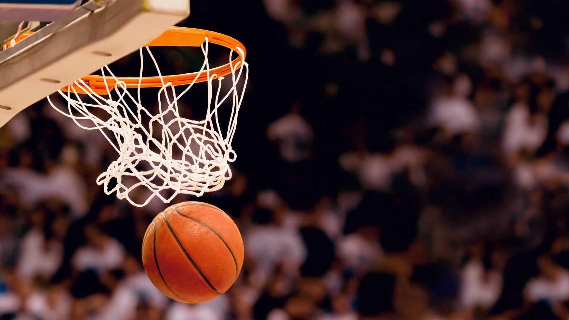 -欧洲足坛与NBA同日风云,埃因霍温伤情、马竞单刀错失、开拓者里程碑
